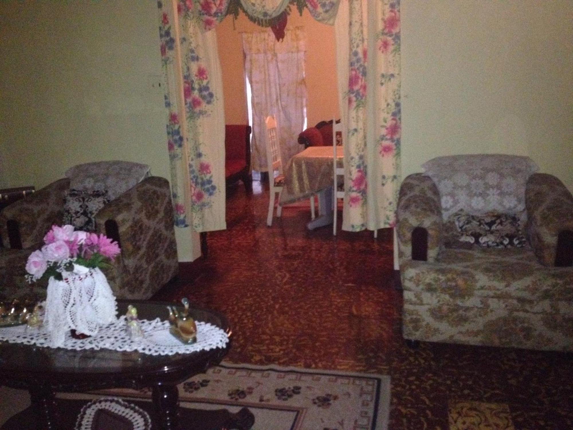 Kingston Airport Bed And Breakfast エクステリア 写真