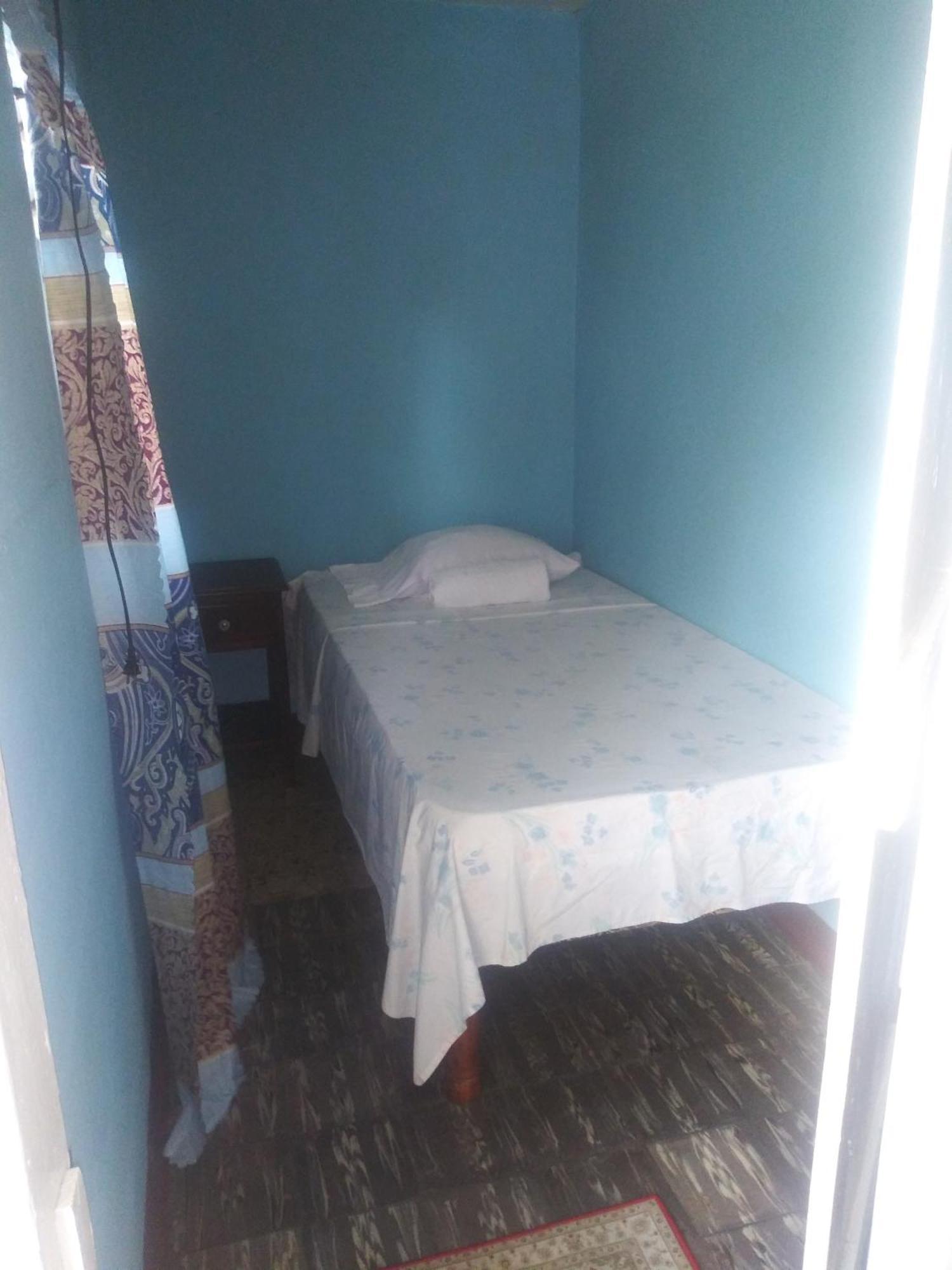 Kingston Airport Bed And Breakfast エクステリア 写真